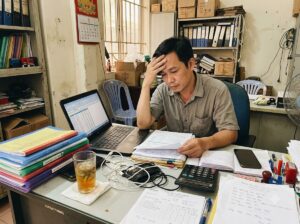Công Ty Tự Vận Hành - Sếp Hết Khủng Hoảng
